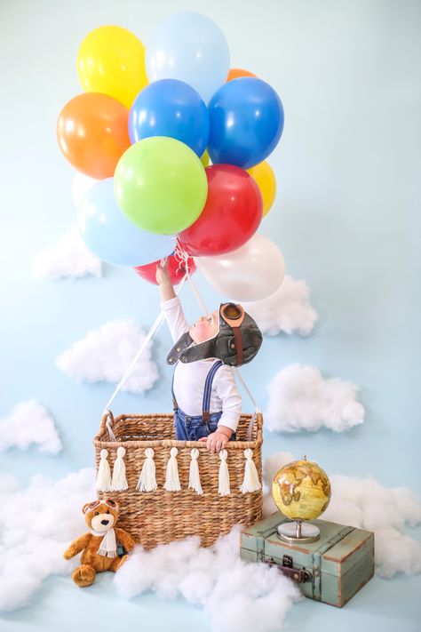 Turning One Photoshoot, Up Baby Photoshoot, Up Photoshoot, Baby Theme Photoshoot, One Year Photoshoot Studio, Airplane Cake Smash, Boy 1st Birthday Photoshoot, Hotairballoon Party, Cake Smash Airplane Theme