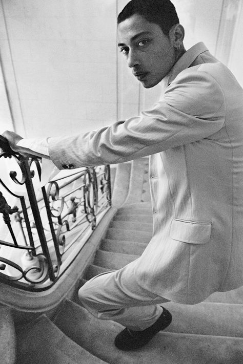 Man walking down a staircase Max Fieschi, Stair Photoshoot, Staircase Photoshoot, Vogue Men, Editorial Shoot, Apartment Style, Fashion Shoot, Set Design, Content Creation