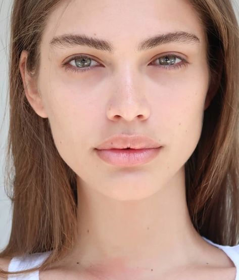 Picture of Valentina Sampaio Valentina Sampaio, Fresh Photography, Celebrity Stars, Sara Sampaio, Face Beauty, Armani Beauty, Flawless Beauty, Karlie Kloss, Model Face