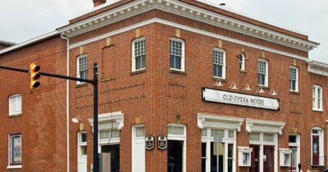 What Lies Beneath The Streets Of This West Virginia City Is Creepy Yet Amazing Charles Town West Virginia, West Virginia Vacation, Virginia Vacation, Underground Caves, Virginia City, Scenic Road Trip, Scenic Roads, What Lies Beneath, Natural Phenomena