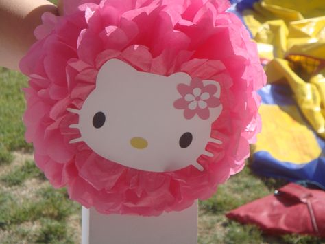 Hello Kitty Themes, Hello Kitty Party, Hello Kitty Birthday, Party Table Decorations, Cat Party, Party Table, Bday Party, Pom Pom, Hello Kitty