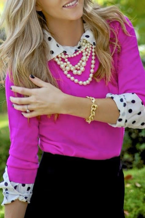 Fuschia Top Outfit, Hot Pink Sweater Outfit, Cobalt Pants, Magenta Sweater, Bright Outfit, Bright Sweater, Look Rose, Blue Cobalt, Cold Room