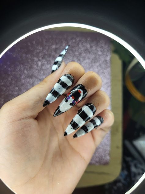 Five Nights At Freddy's Nails, Fnaf Nails Ideas, Fnaf Nails, Emo Scene Kid, Kid Nails, Uñas Aesthetic, Nails For Kids, Scene Kids, New Nail Art