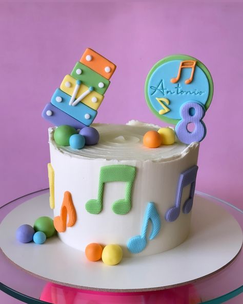 Bolinho Mesversário do Antônio 🥰 Tema Música 🎵🎶 #mesversario #boloaniversario #festamusica Music Smash Cake, 2nd Birthday Music Theme, One Year Old Music Birthday Party, Music Themed Cakes For Boys, Bolo Musical, Music Cake, 1st Birthday, Birthday Parties, Birthday Party