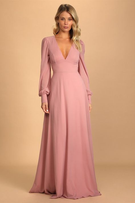 Chic Chiffon Dress, Blush Bridesmaid Dresses With Sleeves, Pink Bridesmaid Dresses Sleeves, Dusty Rose Long Sleeve Bridesmaid Dress, Bridesmaid Gown With Sleeves Classy, Long Sleeve Bridesmaid Dress Fall, Low Back Dress Formal, Gorgeous Dresses Classy, Wedding Dresscode