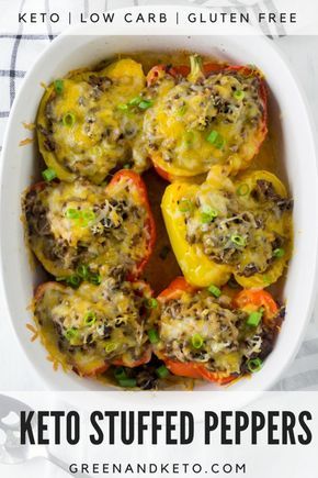 Easy Keto recipe for Low Carb Stuffed Peppers. A healthy family-friendly favorite updated for the keto diet. Easy Low Carb Dinner, Low Carb Stuffed Peppers, Keto Stuffed Peppers, Low Carb Dinner Recipes, Diet Vegetarian, Peppers Recipes, Low Carb Dinner, Keto Dinner, Keto Recipes Easy