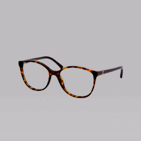 Tortoiseshell AND Chanel? I think I'm in love :) Chanel Glasses, Dress Up Boxes, Four Eyes, Cute Glasses, Fashion Eye Glasses, New Glasses, Beauty Accessories, Glasses Fashion, Eye Glasses