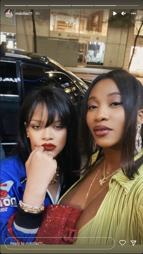 Friends In Nyc, Rihanna Instagram, Rihanna News, Perfect Bangs, Rihanna Outfits, Rihanna Style, New Hairstyle, Bad Gal, Rihanna Fenty