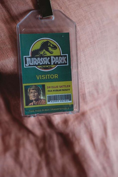 Jurassic Park Party | Alexander Turns 4 | Roar! | CatchMyParty.com Jurassic Park Games, Jurassic Park Bachelorette Party, Jurassic Park Crafts, Dinasour Birthday, Jurassic Park Birthday Party, Park Games, Jurassic Park Party, Jurassic Park Birthday, 30th Birthday Bash