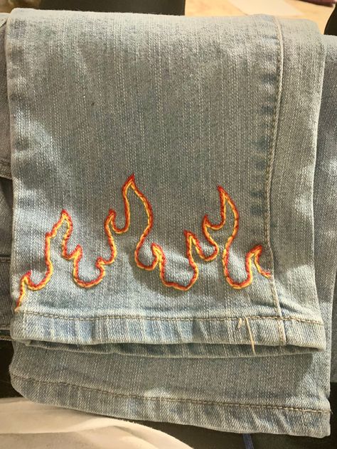 Fire Embroidery Jeans, Fire Embroidery Designs, Jean Jacket Embroidery Ideas, Cool Embroidery Designs, Fire Embroidery, Flame Embroidery, Embroidery Jeans Jacket, Embroidery Men, Diy Pants