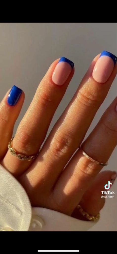 French Blue Nails Short, Blue Tip Nails Short, Gel Nails Ideas Blue French Tips, Navy Tipped Nails, Blue French Tip Natural Nails, Teal French Tip Nails Short, Short Round French Tip Nails With Design, Navy French Manicure, Short Blue Tip Nails