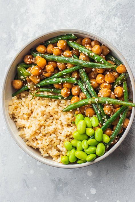 Sweet And Sour Chickpeas, Easy Vegan Dinner, Chickpea Recipes, Vegan Cookbook, Green Bean Recipes, Vegan Meal Prep, Tofu Recipes, Green Bean, Sweet And Sour