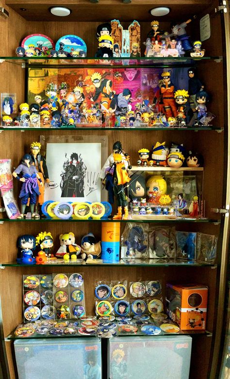 Naruto Bag, Manga Room, Naruto Collection, Nendoroid Anime, Souvenir Store, Pretty Room, Anime Gifts, Entertainment Room, Dream Bedroom