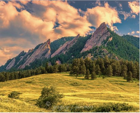 Flatirons Tattoo, Flatirons Boulder, Boulder Flatirons, Colorado Tattoo, Colorado Landscape, Photoshoot Locations, Cap Ideas, Watercolor Ideas, Boulder Colorado