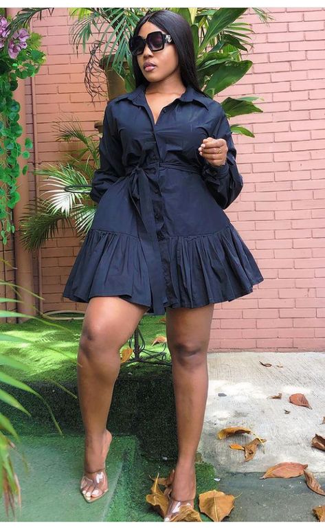 Smart and Classy Styles for Saturday Afternoon Hangout. - Stylish Naija Short Gown Styles For Material, Short Ankara Dress, Casual Gowns, Stylish Naija, Dashiki Dress, Chic Dress Classy, Short African Dresses, African Fashion Skirts, Autumn Trends