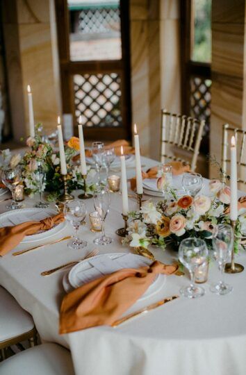 Vintage Italian wedding inspiration we're loving right now Vintage Italian Summer, Autumn Garden Wedding, Italian Summer Wedding, Wedding Packages Prices, Vintage Italian Wedding, Italian Flowers, Italian Inspired Wedding, Easy Weddings, Green Glassware