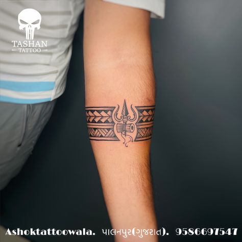 TashanTattoo
AshokTattooWala
S.4.5,Tirupati plaza
Opp. New bus stand
Near gd modi collage
Palanpur (gujrat)
9586697547
9687533310 Hindu Band Tattoo, Hand Band Tattoo, Kaira Advani, Hand Band, Diamond Mangalsutra, Matching Couple Tattoos, Arm Band Tattoo, Shiva Painting, Cute Cat Wallpaper