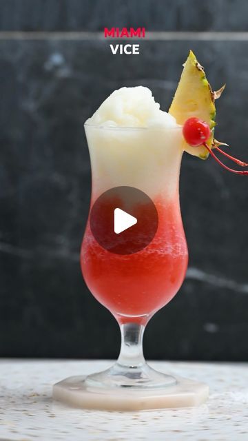 Tropical Recipes, Best Mocktails, Green Juice Smoothie, Yummy Summer Drinks, Cream Of Coconut, Daiquiri Recipe, Alcohol Bar, Bar Cocktails, Tropical Food