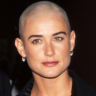 Demi Moore Demi Moore Short Hair, Buzz Cut Women, Bald Head Women, Bald Look, Shaved Head Women, Bald Girl, Bald Hair, Bald Women, Demi Moore