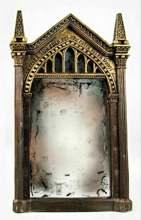 Arch Template, Harry Potter Mirror, Harry Potter Halloween Decorations, Mirror Of Erised, Classe Harry Potter, Imprimibles Harry Potter, Harry Potter Classroom, Harry Potter Printables, Harry Potter Bedroom