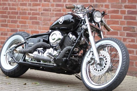 Yamaha XVS 650 Dragstar Bobber Yamaha Bobber, Kawasaki Vulcan 900 Classic, Vulcan 900, Kawasaki Bikes, Drag Star, Custom Bobber, Classic Wallpaper, Kawasaki Vulcan, Bobber Motorcycle