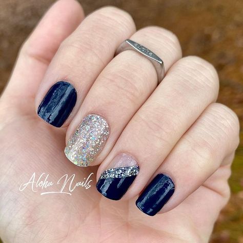 Carlie Carter on Instagram: “Took out some retired sets for the first manicure in 2021! US Navy RETIRED Shanghai-La RETIRED Buy 3 Get 1 Free FB: Aloha Nails…” Aloha Nails, Colorstreet Combos, Navy Nails, Nail Color Combos, Pretty Nail Designs, Street Nails, Color Street Nails, Color Street, Us Navy