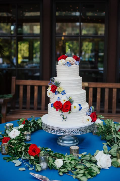 Red white and blue wedding cake | Garden wedding ceremony with Military inspiration | Izzy and Co. #militarywedding #dukewedding #durhamwedding Wedding Cake Red And Blue, Patriotic Wedding Cake, Wedding Red And Blue, Red White And Blue Table Decor, Red White Blue Wedding Theme, Red White And Blue Wedding Decorations, Red And Blue Wedding Cake, Red White And Blue Wedding Cake, Red And Royal Blue Wedding