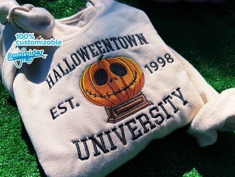 Trendy Halloweentown University | Y2K Style Embroidered Crewneck/Hoodie Sweatshirt Set | Movies | Halloween | Spooky etsy Aesthetic Halloween Sweatshirts, Cute Sweatshirts Cricut, Iron On Patches Sweatshirt Ideas, Halloween Disney Outfits, Spooky Hoodie, Halloweentown Sweatshirt, Embroidery Sweaters, Hoodies Ideas, Disney Ootd