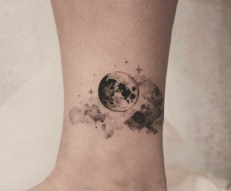 Moon Clouds And Stars Tattoo, Feminine Full Moon Tattoo, Moon And Clouds Tattoo Design, Moon And Rocket Tattoo, Cloudy Moon Tattoo, Night Inspired Tattoos, Full Moon And Clouds Tattoo, Full Moon With Clouds Tattoo, Stary Sky Tattoo