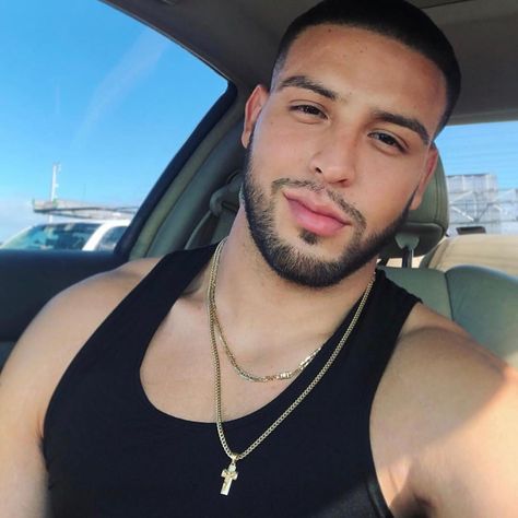 Happy Friday Ladies hoping you all have a great Summer! If not hit me up, I can change all that if you come see me in Miami @brandon_lanza Have A Blessed Weekend, A Blessed Weekend, Puerto Rican Men, Blessed Weekend, Chica Cool, I Can Change, Puerto Rican, Sport Man, Blush Makeup