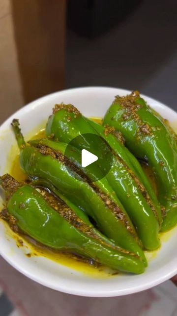 Bharwa Mirchi Recipe, Achari Gosht Recipe, Achar Gosht Recipe, Bhakarwadi Recipe Video, Instant Achar Recipe, Instant Mirchi Achar, Home Door Design, Tasty Recipes Videos, Gujarati Recipes