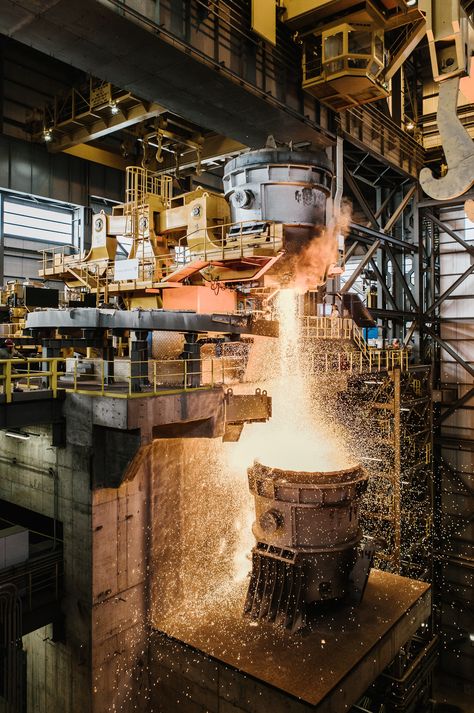 Enter the 9,000-Degree Hell That Melts 2 Million Tons of Steel a Year | WIRED Eunwoo Boyfriend Material, Factory Photography, Industrial Exterior, Industri Modern, Industrial Shop, Steel Mill, Canton Ohio, Industrial Factory, Industrial Bedroom