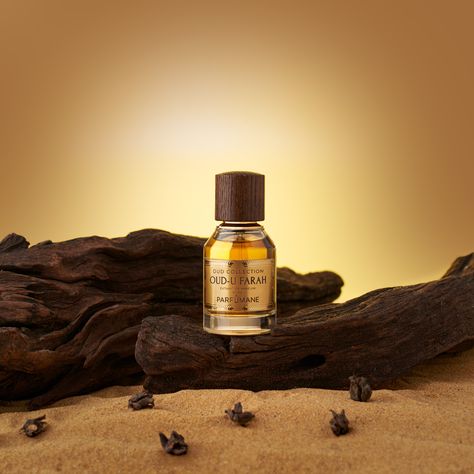 "Experience the rich and enchanting world of oud with 'Oud-u Farah.' This luxurious fragrance blends the deep, earthy essence of oud with warm, spicy notes, creating a scent that is both timeless and captivating. Perfect for those who appreciate the opulence and mystery of the Orient. Let each spray transport you to a world of elegance and grandeur.     #OuduFarah #OudCollection #LuxuryFragrance #OrientalScents #TimelessElegance #FragranceLovers #parfumane Oud Aesthetic, Oud Photography, Perfume Creative, Fragrance Editorial, Cosmetic Photography, Fragrance Blends, Oud Perfume, 3d Ideas, Perfume Photography