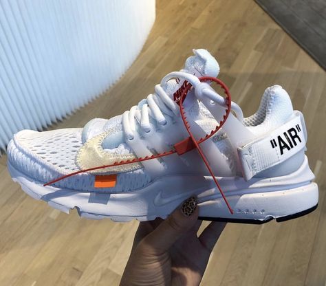 Nike Air Presto x Off-White Nike Presto Outfit, Nike Air Presto White, Nike Air Presto Black, Walking Gear, Off White Nike, Off White X Nike, White Air Force 1, Nike Presto, Air Presto