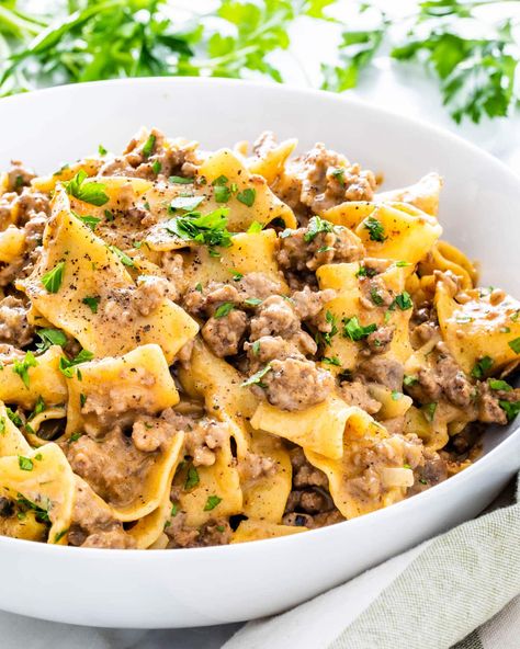 One Pot Beef Stroganoff One Pan Beef Stroganoff, One Pot Beef Stroganoff, Slow Cooker Beef Stroganoff Recipe, Stroganoff Recipes, Shrimp Enchiladas, Best Ground Beef Recipes, Beef Stroganoff Recipe, Beef Stroganoff Easy, Slow Cooker Beef Stroganoff