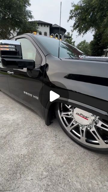 OnDGas.com on Instagram: "2024 Body Drop Dually on 30s ⛽️ @phat_phabz @jtxforged 

#ondgas #ondgasracing #2024 #dually #bagged #duallyporn #truck #30s #wheels #jtxforged #phatphabs #black #red #3500 #silveradohd #heavyduty #fyp" Custom Dually Trucks, Dodge Dually, F350 Dually, Jacked Up Truck, Silverado Hd, Dropped Trucks, Dually Trucks, May 27, Chevy Trucks