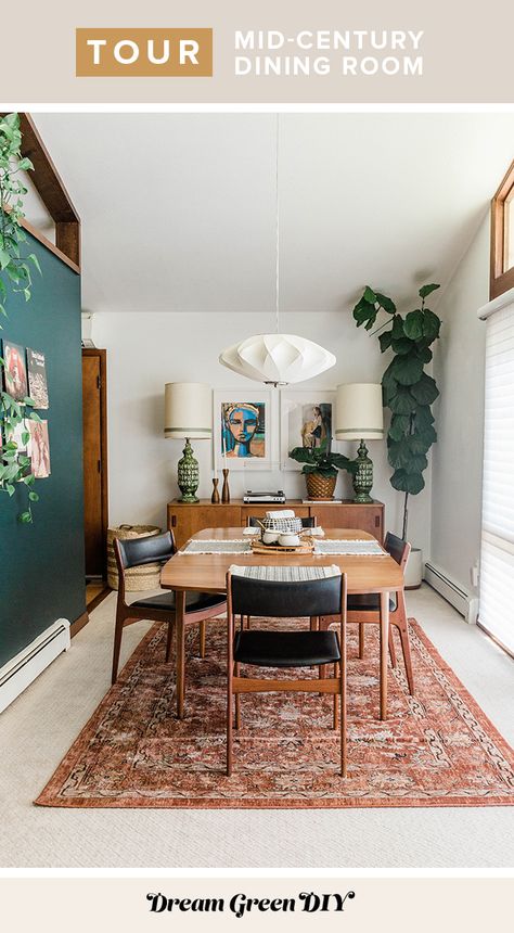 Backtracking Our Dining Room Décor | dreamgreendiy.com + @UniqueLoom #ad Havenly Dining Room, Mid Century Dining Room, Mid Century Modern Dining Room, Apartment Dining, Dining Room Wallpaper, Mid Century Modern Dining, Mid Century Dining, The Dining Room, Dining Room Inspiration