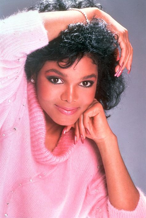 Janet Jackson - Pink sweater and 80's hair, T. Janet Jackson 80s, Jo Jackson, Joseph Jackson, Paris Jackson, Jackson Family, Lisa Marie Presley, The Jacksons, Janet Jackson, American Singers