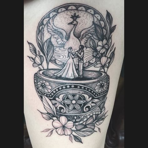 Anastasia's Music Box Tattoo Anastasia Music Box Tattoo, Anastasia Tattoo Disney, Anastasia Tattoo Ideas, Music Box Drawing, Music Box Tattoo, Victorian Tattoo Vintage, Victorian Tattoo Ideas, Anastasia Tattoo, Broadway Tattoos