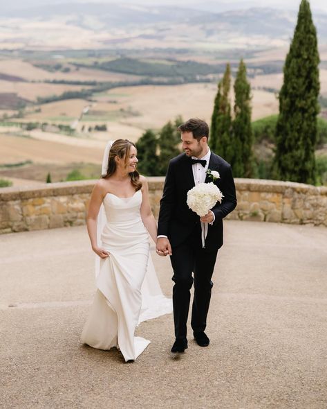 Marissa & Yiannis married in Tuscany, Italy 🇮🇹 🌾 @morettievents Married In Italy, Tuscany Italy, Tuscany, In Italy, Italy, Quick Saves