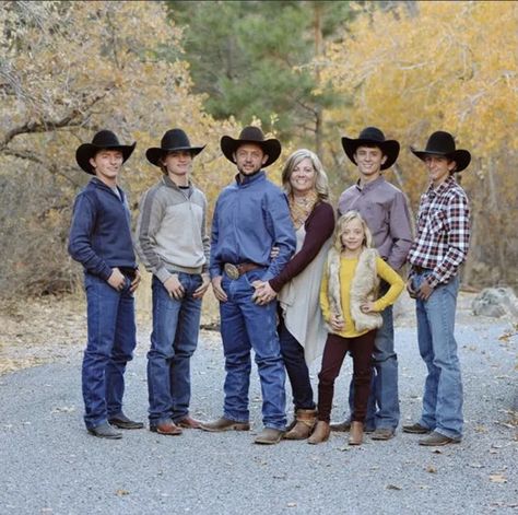 Rusty, Ryder, Cody, ShaRee, Lilly Joe, Stetson and Statler Wright(in that order from left to right). Stetson Wright And Kingsley, Statler Wright, Ryder Wright, Stetson Wright, Future Cowboy, Western Family Photos, Wright Family, Dale Brisby, Men's Equestrian