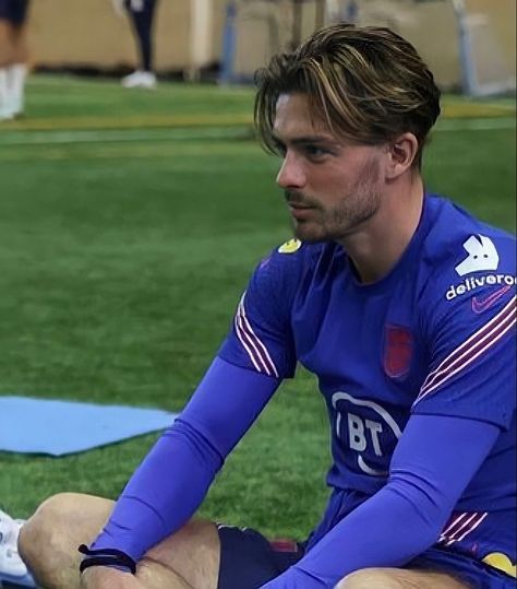 Jack Grealish Hair, Hot Football Players, Handsome Football Players, England Football Players, Football Motivation, Jack G, Cute Football Players, Soccer Boyfriend, Handsome Jack