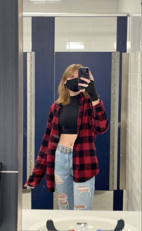 Outfit With Red Flannel, Flannel Outfits Red And Black, Flannel And Ripped Jeans Outfits, Red Rocker Outfit, Black And Red Checkered Shirt Outfit, Red Checkered Jacket Outfit, Girly Flannel Outfits, Plaid Flannel Shirt Women Outfit, Outfits With Red Flannel