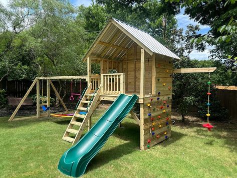 🏡✨ We just finished building this awesome new clubhouse! It’s perfect for climbing, picnics, swinging AND sliding! #Treehouse #TreehouseBuilding #Parenting #Outdoors #Playground #Adventure #FamilyFun #NaturePlay #KidsActivities #OutdoorPlay #BackyardAdventures #boymom #girlmom #backyarddesign Family Backyard Design, Jungle Gym Outdoor, Clubhouse Ideas, Backyard Jungle Gym, Chic Cabin, Stair Slide, Building A Treehouse, Family Backyard, School Playground