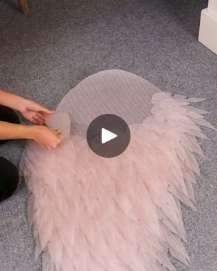 DIY Angel Wings | DIY Angel Wings | By Sexy Divyanka Tripathi The Navel QueenFacebook Diy Victorias Secret Wings, Dark Angel Costume Diy, Make Angel Wings, Angel Wings Diy, Angel Costume Diy, Fallen Angel Wings, Dark Angel Costume, Dark Angel Wings, Victoria Secret Wings