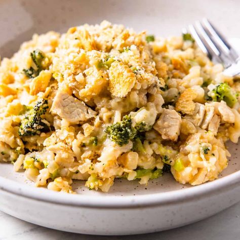 Cheesy Chicken and Rice Casserole (without soup) Easy Chicken And Rice Casserole, Cheesy Chicken And Rice Casserole, Pregnancy Freezer Meals, Cheesy Chicken And Rice, Soup Dishes, Easy Chicken Casserole Recipes, Chicken And Rice Casserole, Chicken Casserole Easy, Easy Chicken And Rice