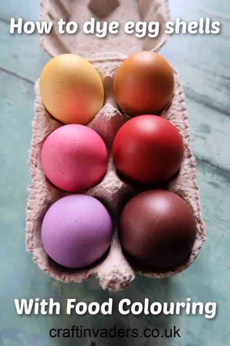 How to dye egg shells the easy (and cheap) way. • Craft Invaders How To Dye Eggs, Natural Egg Dye, Natural Easter Eggs, Dye Eggs, Natural Food Dye, Dye Easter Eggs, Naturally Dyed Easter Eggs, Colored Eggs, Purple Easter