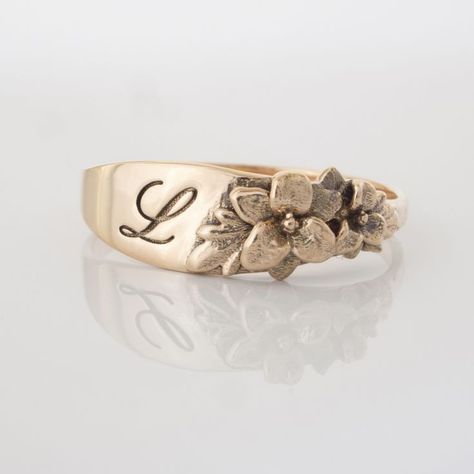 The Stargazer Lily floral ring is a row of dainty flowers wrapped around your fingers. Victorian Style Rings, Lily Ring, Dainty Flowers, Sunflower Ring, Stargazer Lily, Engraved Initials, How To Wrap Flowers, Signet Rings, Floral Ring