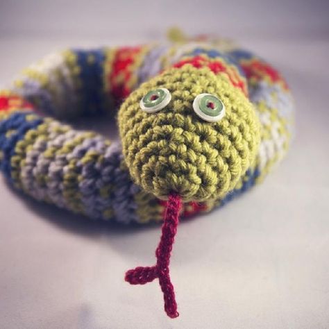 Ssssidney snake Crochet pattern by Alice Neal Colourful Snake, Snake Crochet Pattern, Yarn Winders, Snake Crochet, Christmas Tree Advent Calendar, Kids Knitting, Colorful Snakes, Knitted Cowl Scarves, Textured Blankets