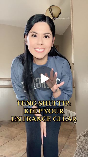 Buenas Vibras Crystals on Instagram: "Invite spring into your home through a welcoming entrance 🌸 #fengshuitips #entryway #welcomingabundance" Feng Shui Entrance Entryway, Feng Shui Entrance, Feng Shui Tips, April 11, Feng Shui, Entrance, Entryway, Crystals, On Instagram